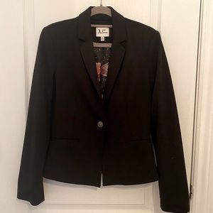 NWOT Black Blazer